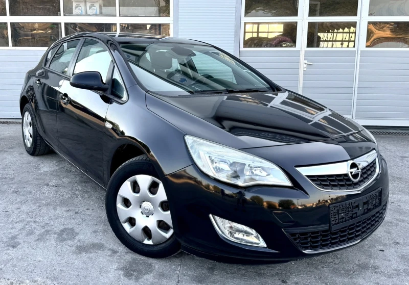 Opel Astra 1.3 CDTI eco FLEX , снимка 2 - Автомобили и джипове - 51303911