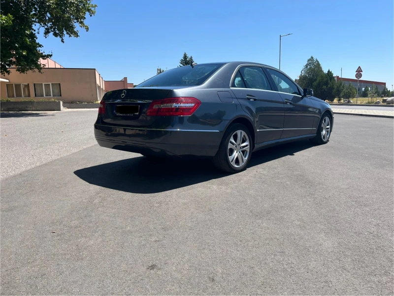 Mercedes-Benz E 220 W212, снимка 4 - Автомобили и джипове - 52393537