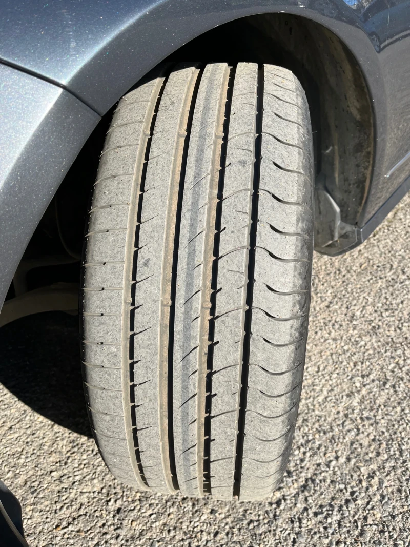 Mercedes-Benz E 220 W212, снимка 9 - Автомобили и джипове - 52393537