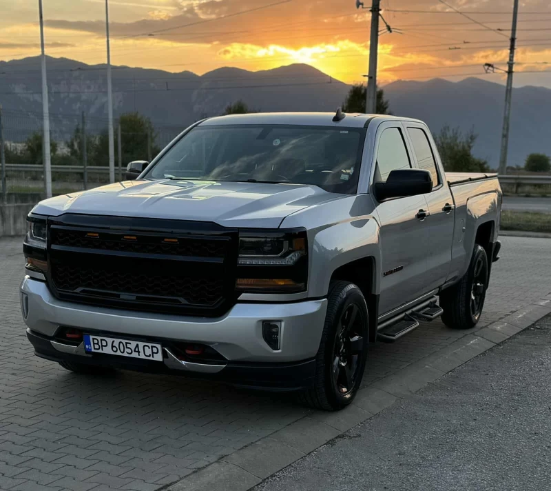 Chevrolet Silverado 5.3i  4x4  380ps, снимка 17 - Автомобили и джипове - 52849259