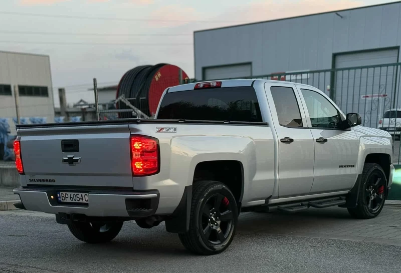 Chevrolet Silverado 5.3i  4x4  380ps, снимка 3 - Автомобили и джипове - 52849259