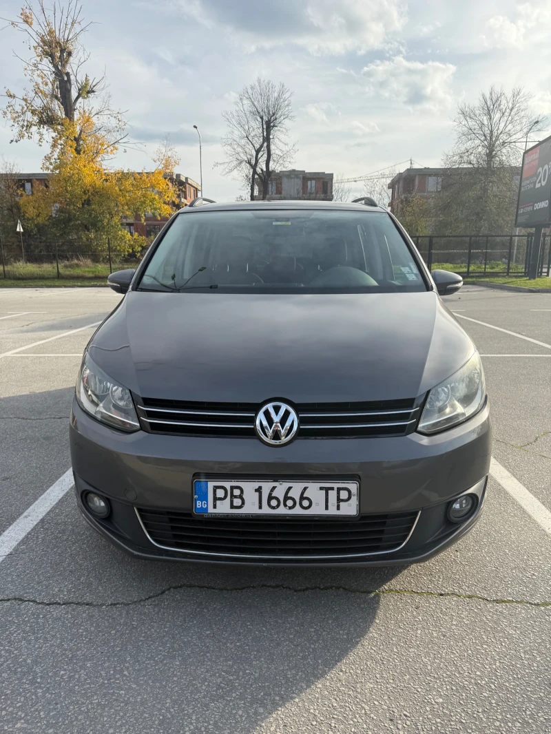 VW Touran 1.6, снимка 2 - Автомобили и джипове - 52554557
