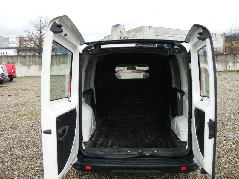 Fiat Doblo 1.9 JTD, снимка 15 - Автомобили и джипове - 52574840