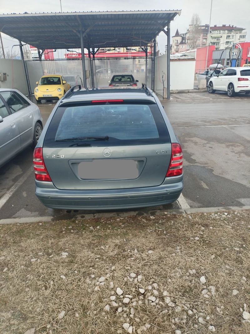 Mercedes-Benz C 220 Avangard, снимка 2 - Автомобили и джипове - 53221904