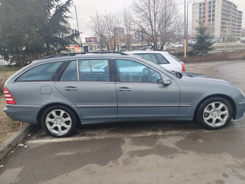 Mercedes-Benz C 220 Avangard, снимка 6 - Автомобили и джипове - 53221904