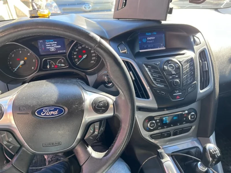 Ford Focus 1.6tdci, снимка 6 - Автомобили и джипове - 53222182