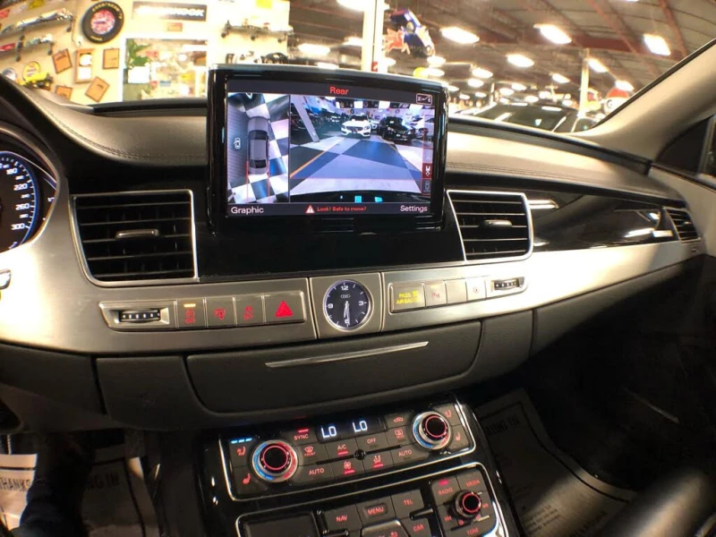 Audi A8 4.0* quattro* АвтоКредит* (ЦЕНА ДО БГ), снимка 11 - Автомобили и джипове - 53456118