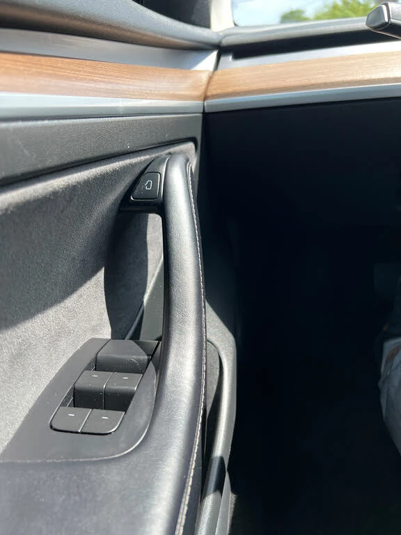 Tesla Model 3 *  *    *   *  | Mobile.bg   12