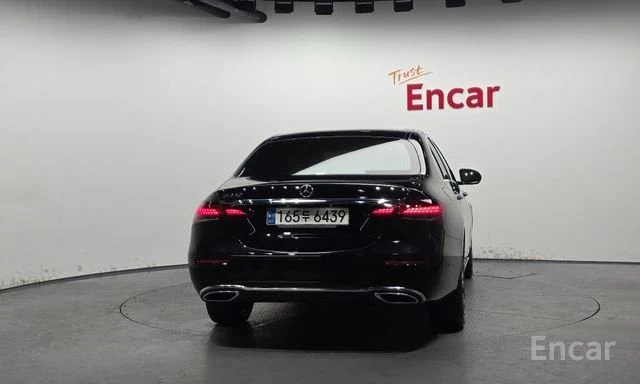 Mercedes-Benz E 250 AVANTGARDE | ЗАДНА КАМЕРА | ШИБЕДАХ | , снимка 4 - Автомобили и джипове - 54866362