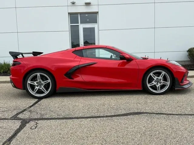 Chevrolet Corvette STINGRAY 1LT, снимка 6 - Автомобили и джипове - 56393991