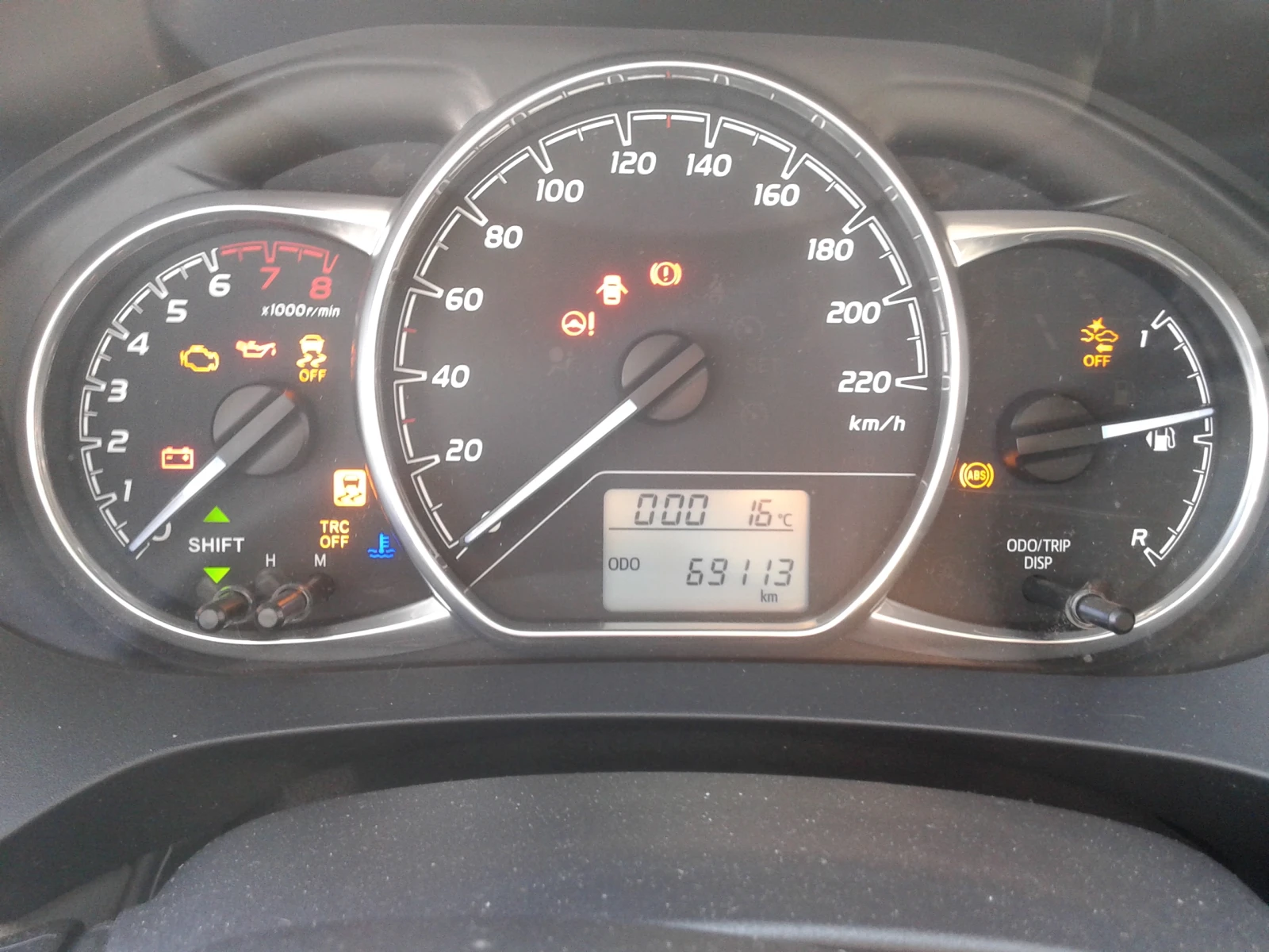 Toyota Yaris 1.0i | Mobile.bg   11