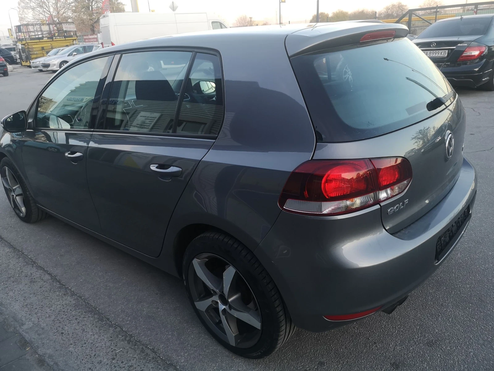 VW Golf 2.0 TDI Evro 5A - изображение 7