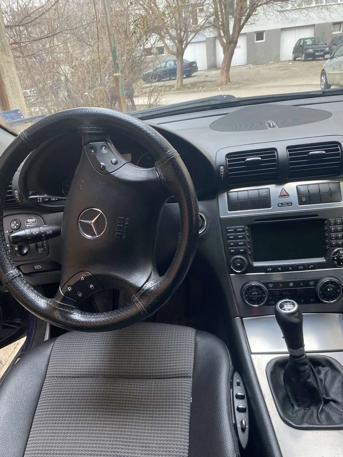 Mercedes-Benz C 200  - изображение 5