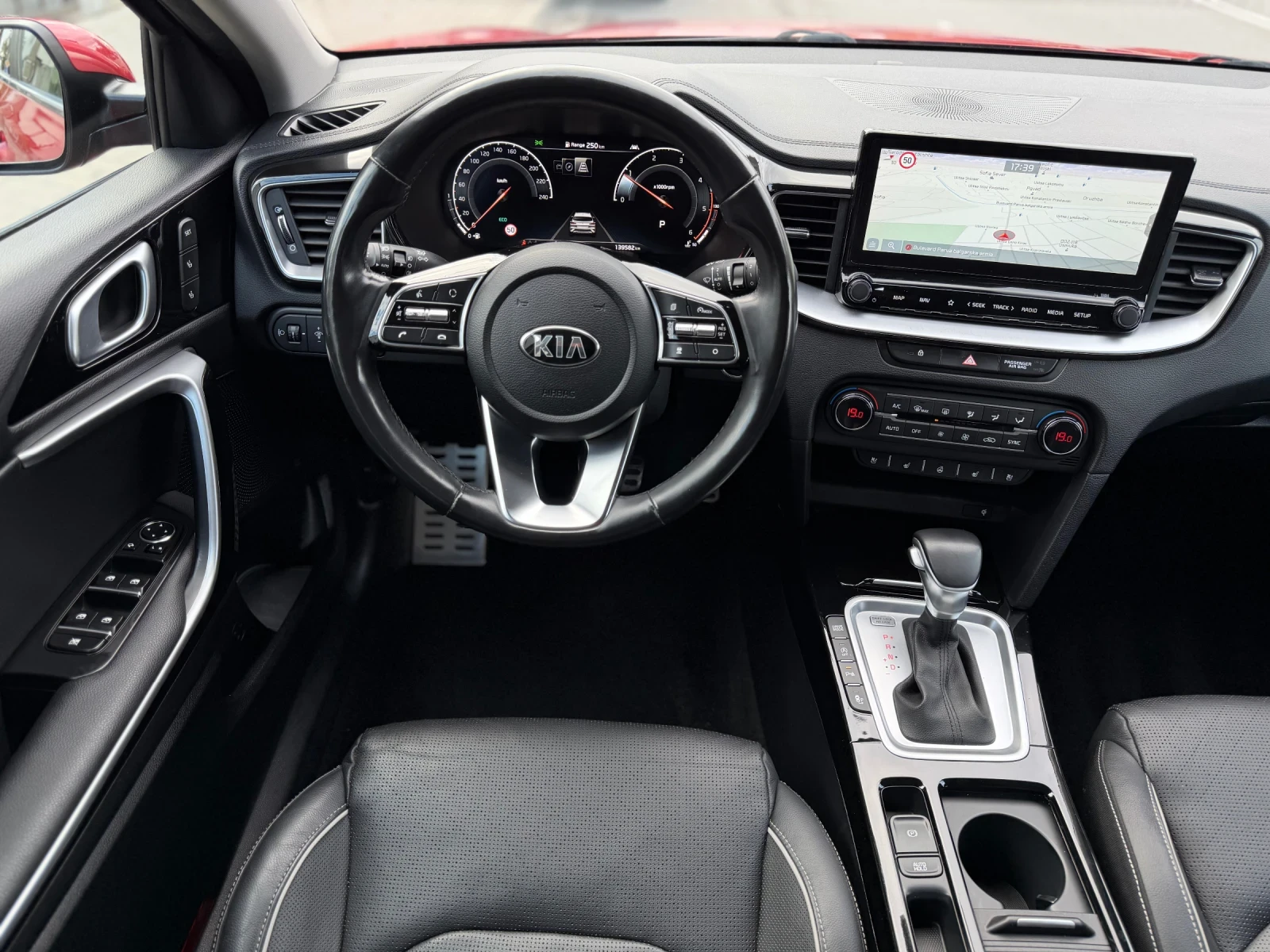 Kia XCeed CRDI Vertex Внос Швейцария Гаранционна - изображение 9