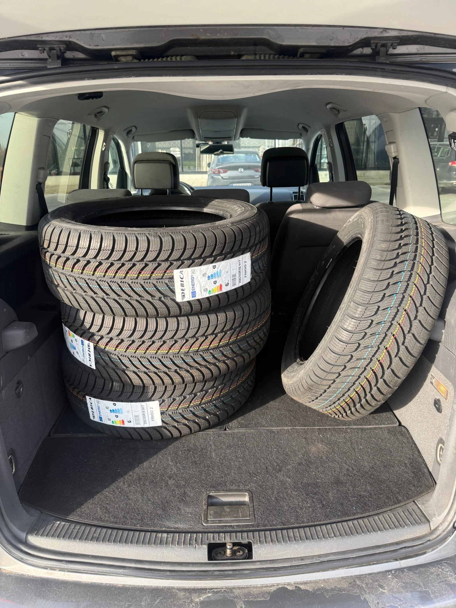 VW Touran 1.6 | Mobile.bg   17