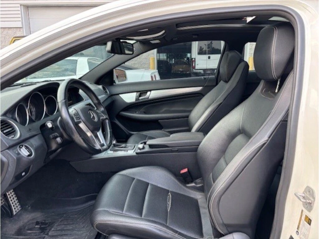 Mercedes-Benz C 350 * C350 4MATIC COUPE PANO ROOF NAV CAMERA NEW TIRES | Mobile.bg � ����������� 11