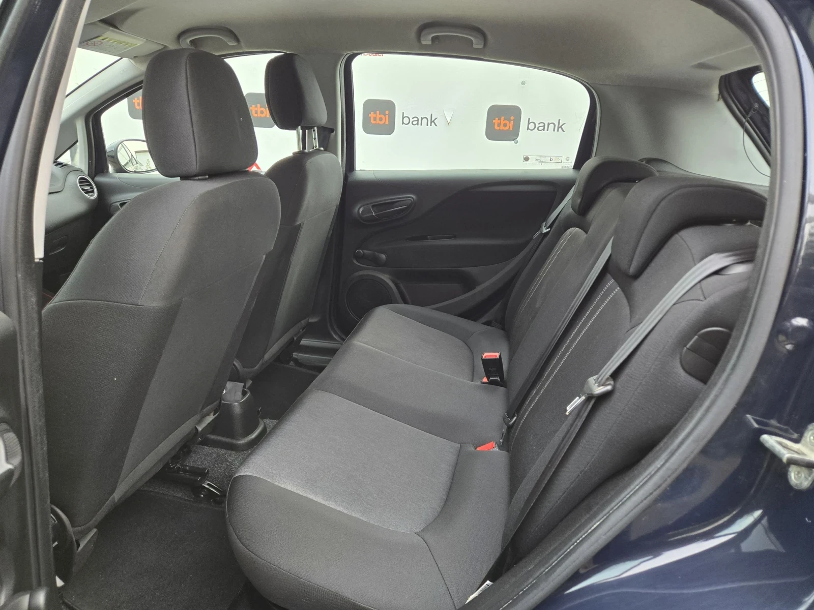 Fiat Punto 1.4i-78кс= ФАБРИЧНА ГАЗ= EURO 6B - изображение 9