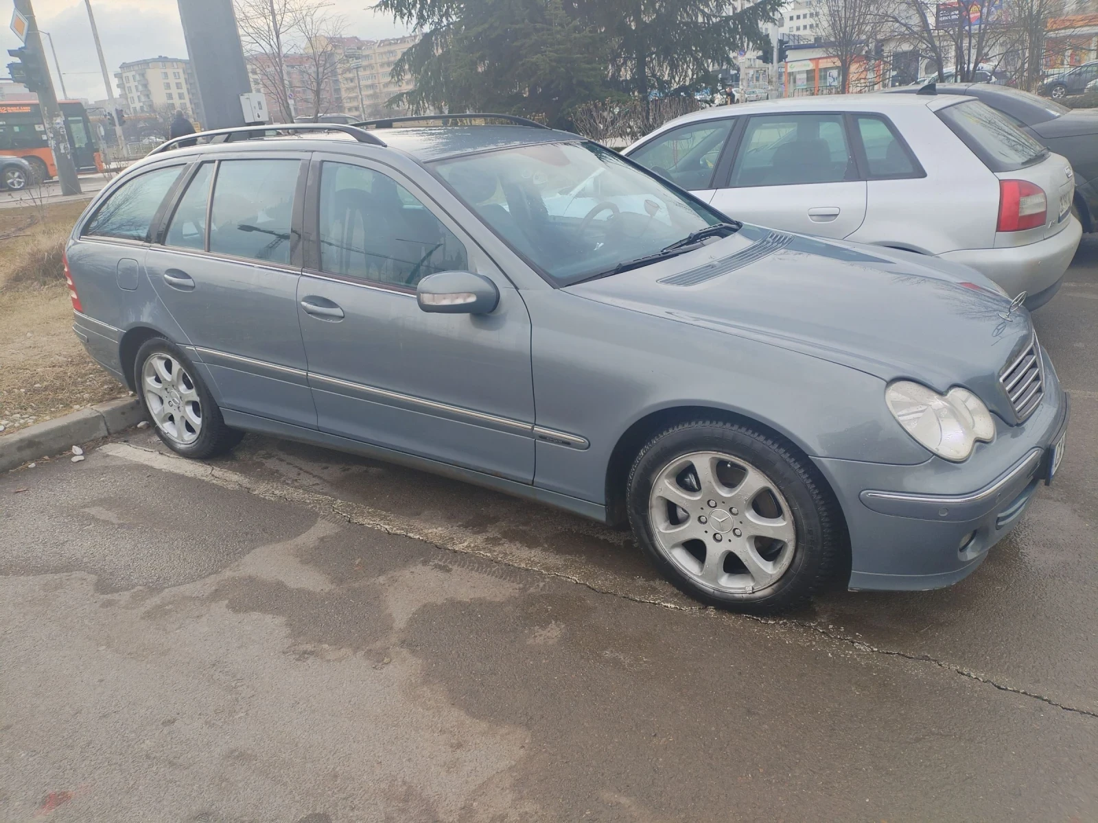 Mercedes-Benz C 220 Avantgarde - изображение 7