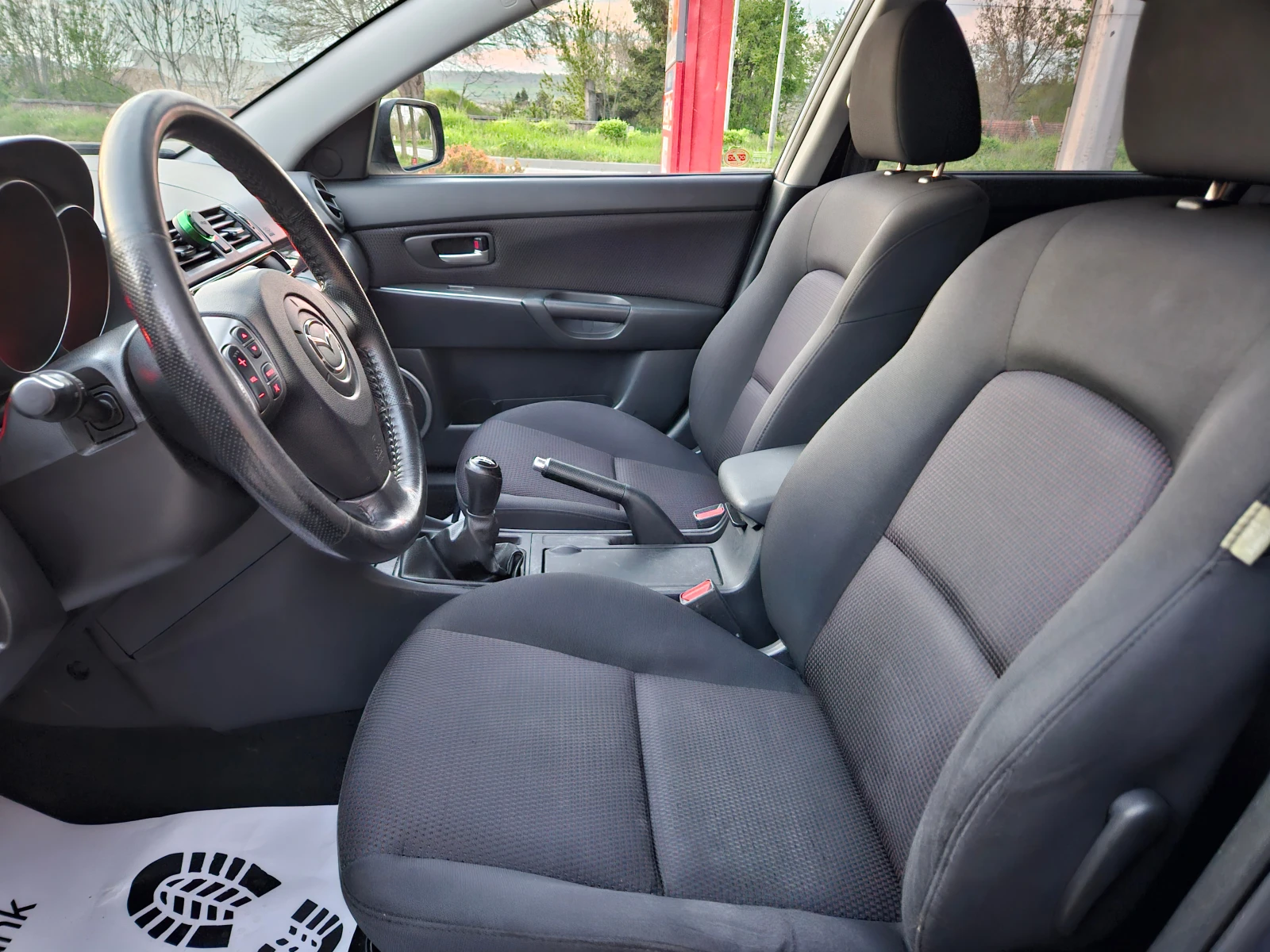 Mazda 3 1.6 HDI, 109�.�., 178�.��.!!! �eylessGO! | Mobile.bg � ����������� 10