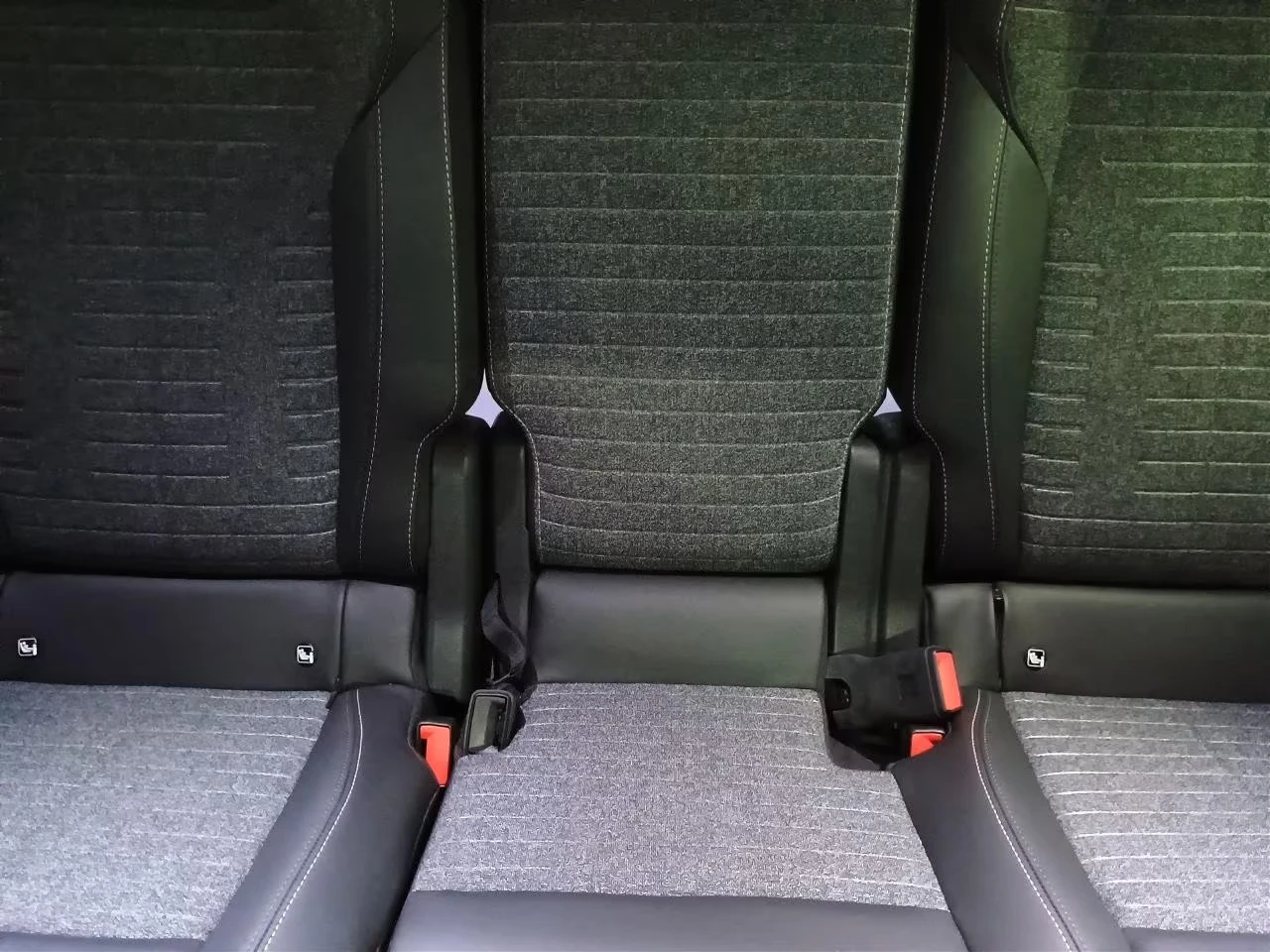 Peugeot 5008 ALLURE/HYBRID/145HP/FACE/7S/360/KEYLESS/NAVI/196h | Mobile.bg � ����������� 12