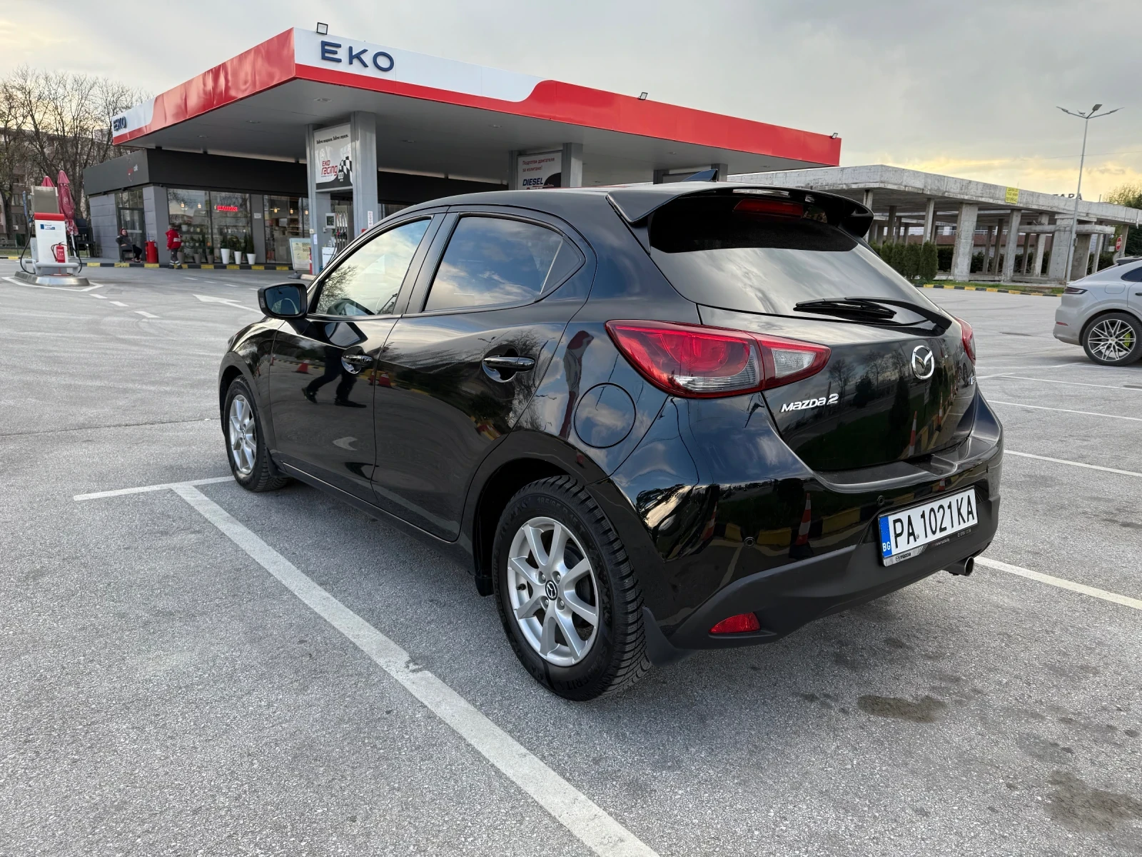 Mazda 2, снимка 3 - Автомобили и джипове - 54659407
