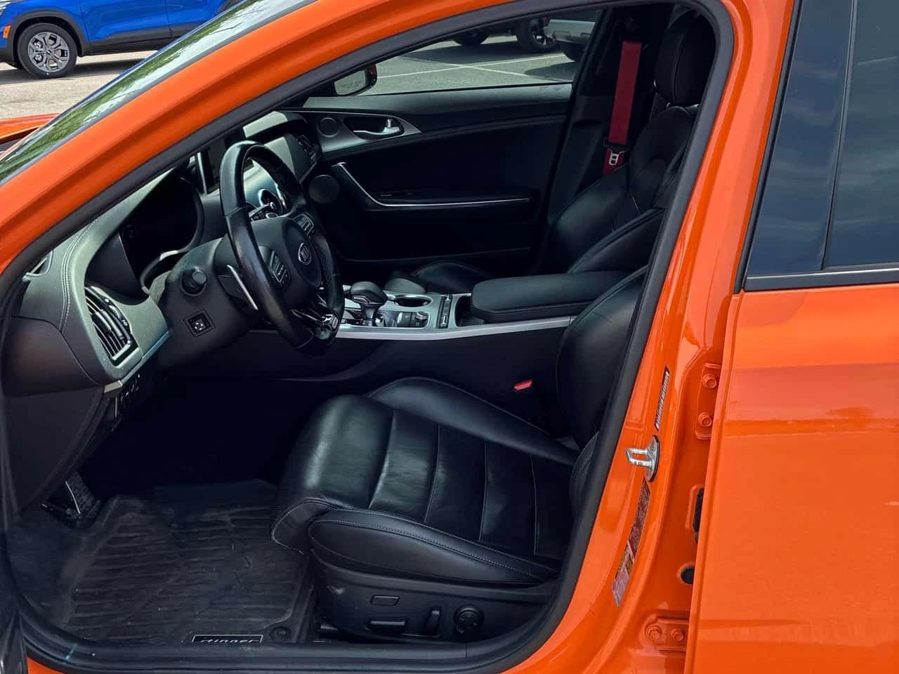 Kia Stinger GT Limited/360/DISTRONIC/АВТОКРЕДИТ, снимка 12 - Автомобили и джипове - 54760922