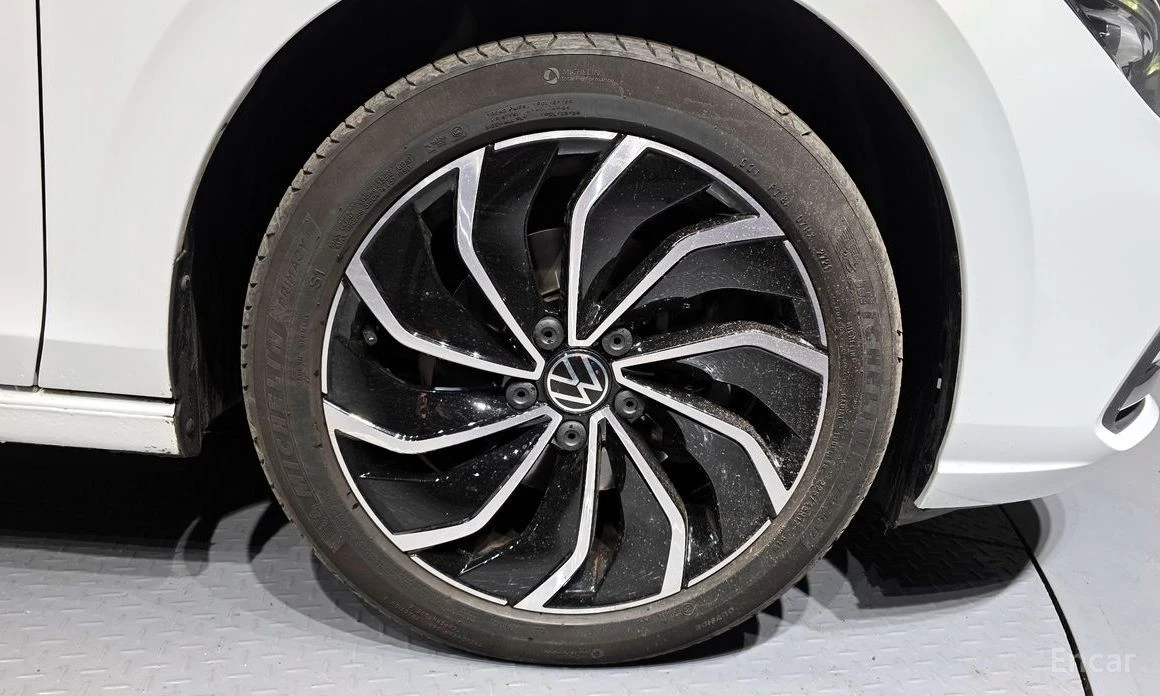VW Golf, снимка 5 - Автомобили и джипове - 54769469