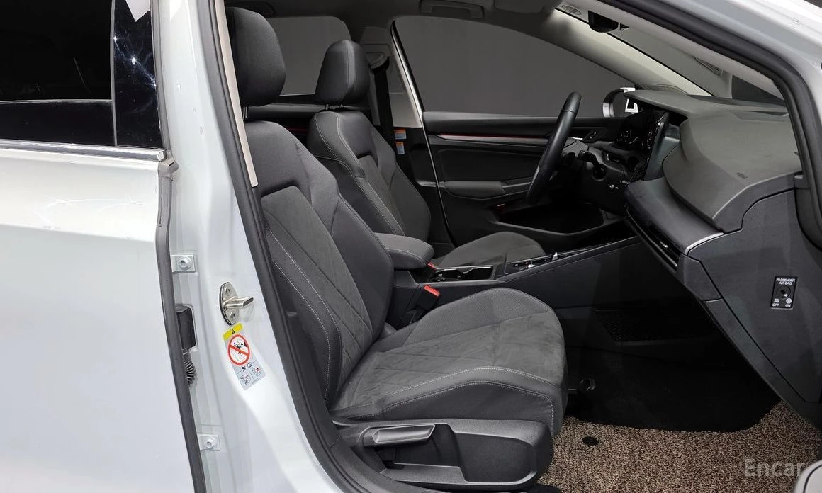 VW Golf, снимка 11 - Автомобили и джипове - 54769469