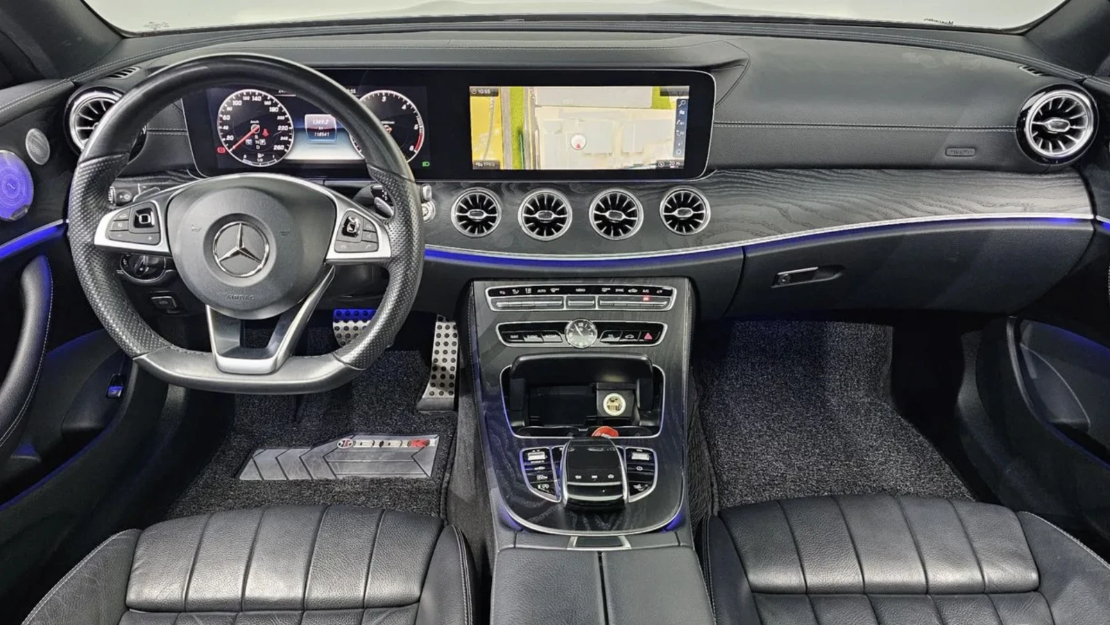 Mercedes-Benz E 220 d / AMG ПАКЕТ / BURMESTER / DIGITAL/ ШИБИДАХ/ HUD , снимка 8 - Автомобили и джипове - 54868524