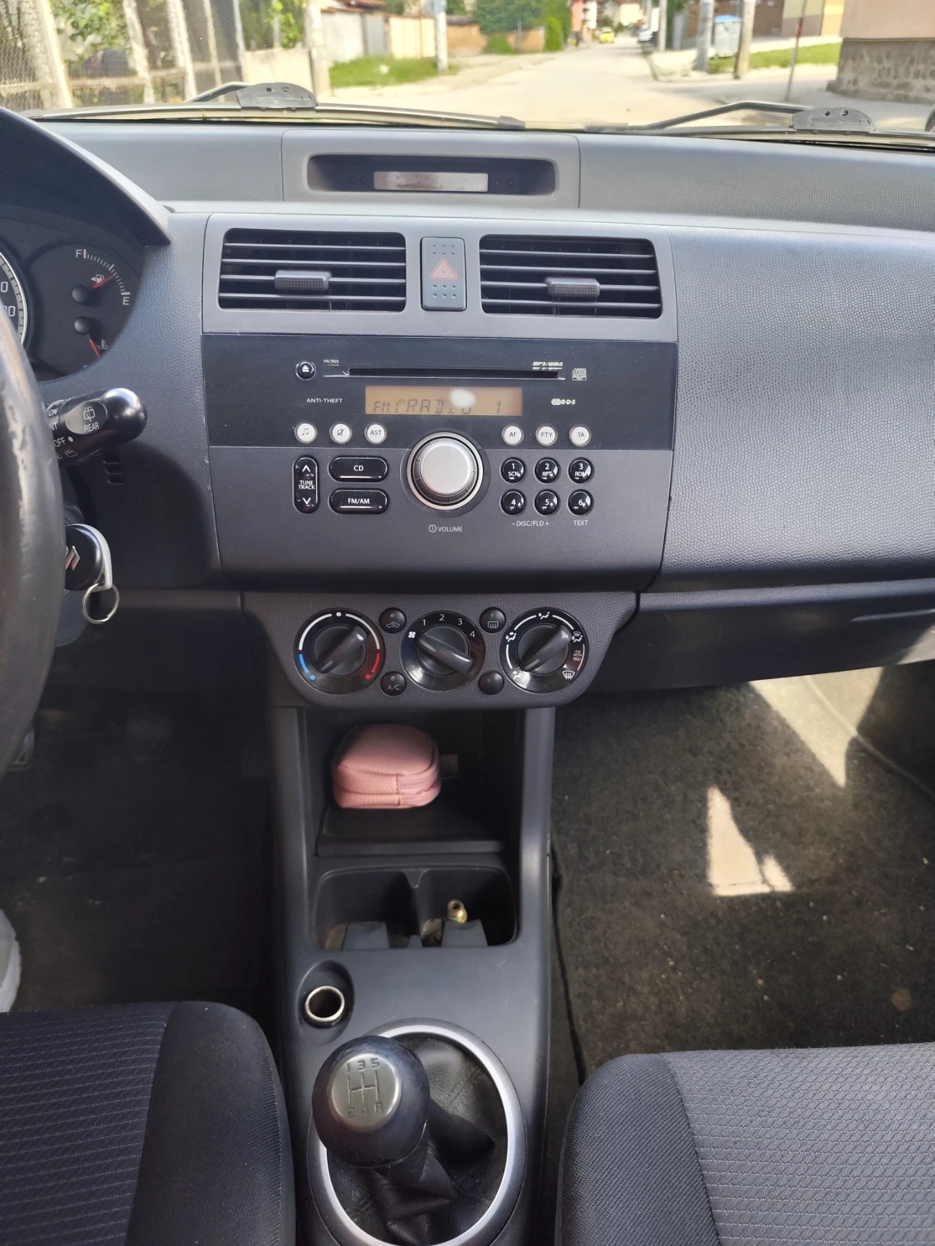 Suzuki Swift, снимка 6 - Автомобили и джипове - 55081248
