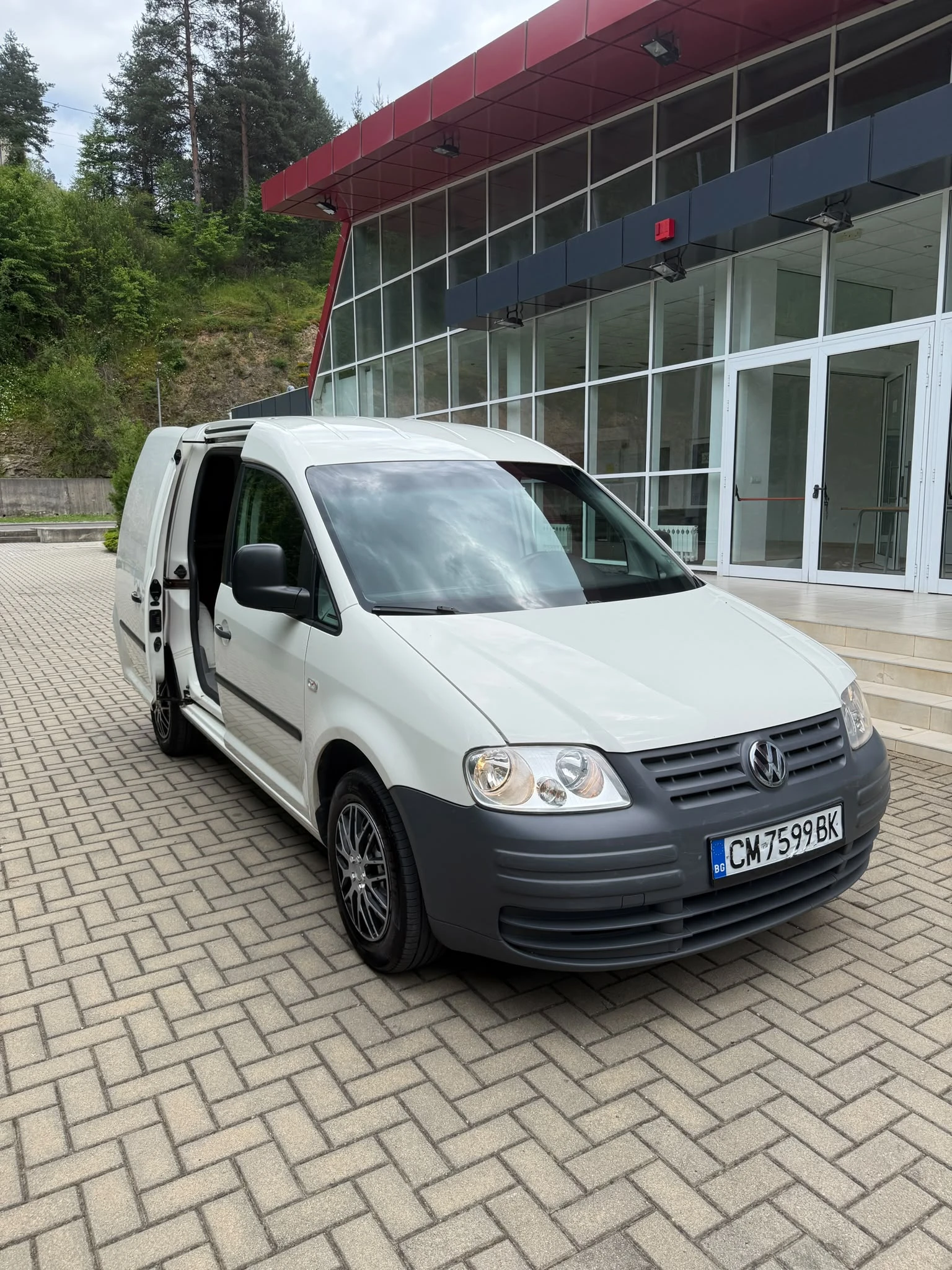 VW Caddy, снимка 7 - Автомобили и джипове - 55091219