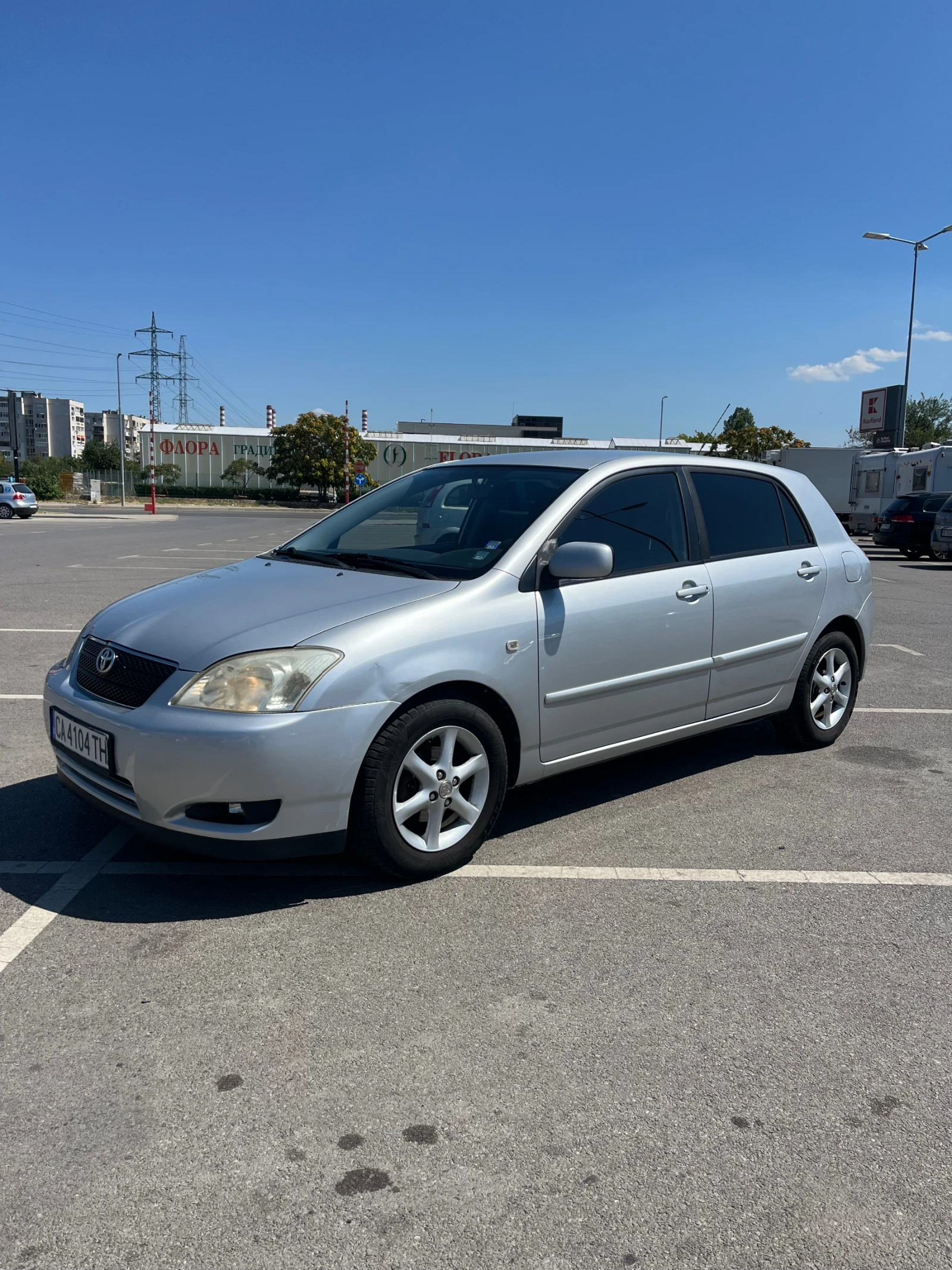 Toyota Corolla 1.4 VVTI, снимка 7 - Автомобили и джипове - 55422887