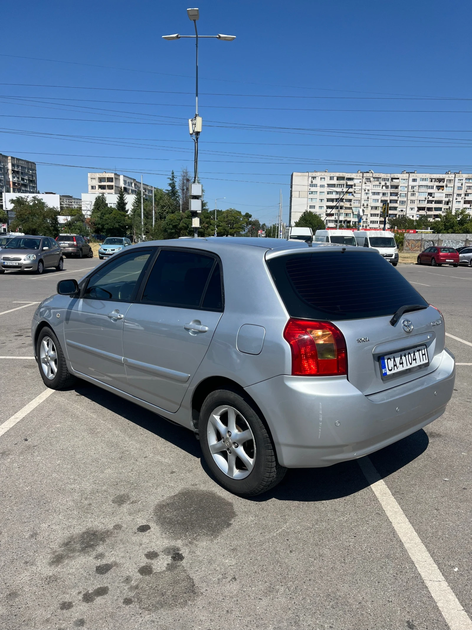 Toyota Corolla 1.4 VVTI, снимка 5 - Автомобили и джипове - 55422887