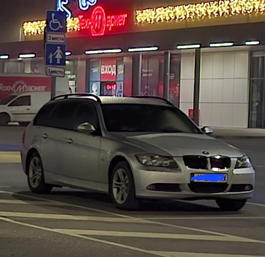 BMW 318, снимка 16 - Автомобили и джипове - 55578445