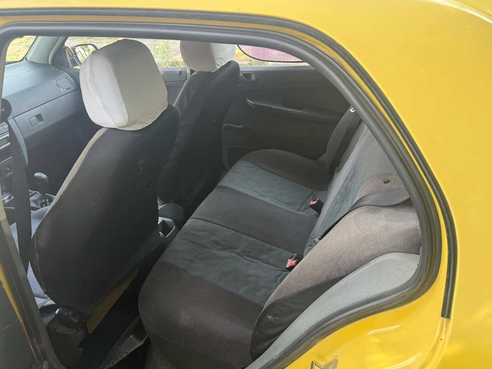 Skoda Fabia 1.9SDI ОТЛИЧНА!!!, снимка 8 - Автомобили и джипове - 55770368