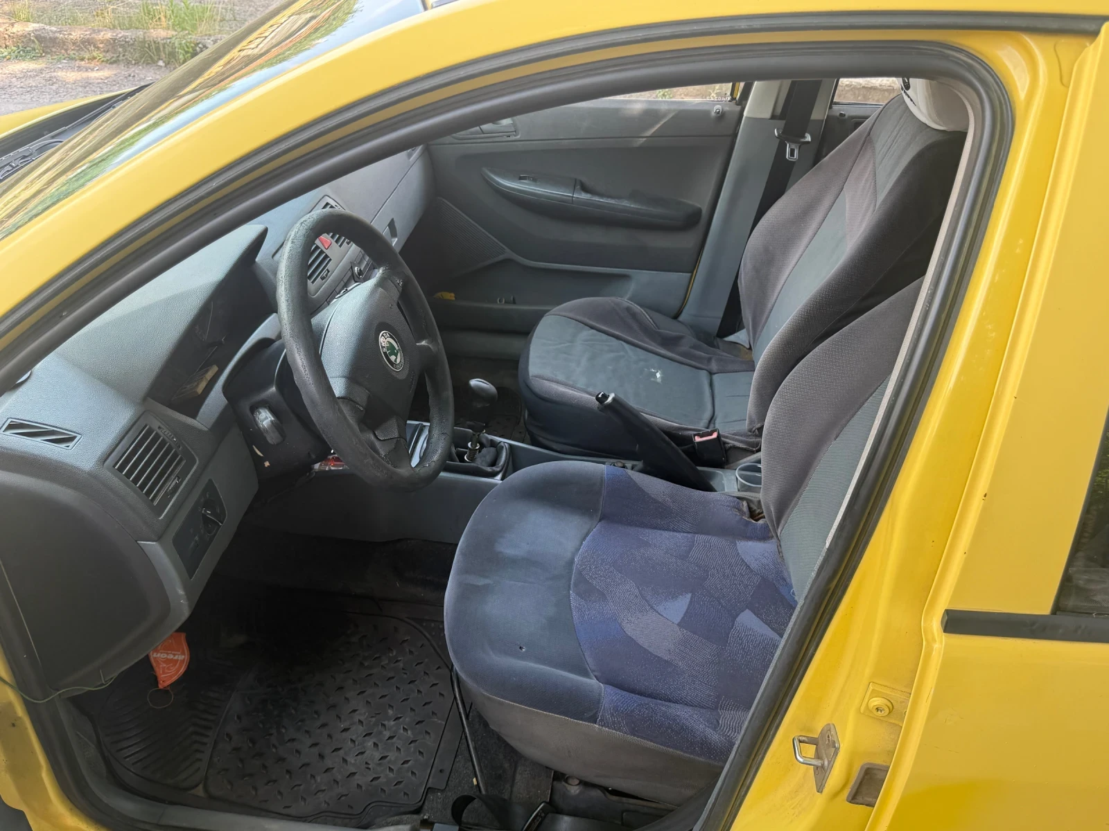 Skoda Fabia 1.9SDI ОТЛИЧНА!!!, снимка 7 - Автомобили и джипове - 55770368