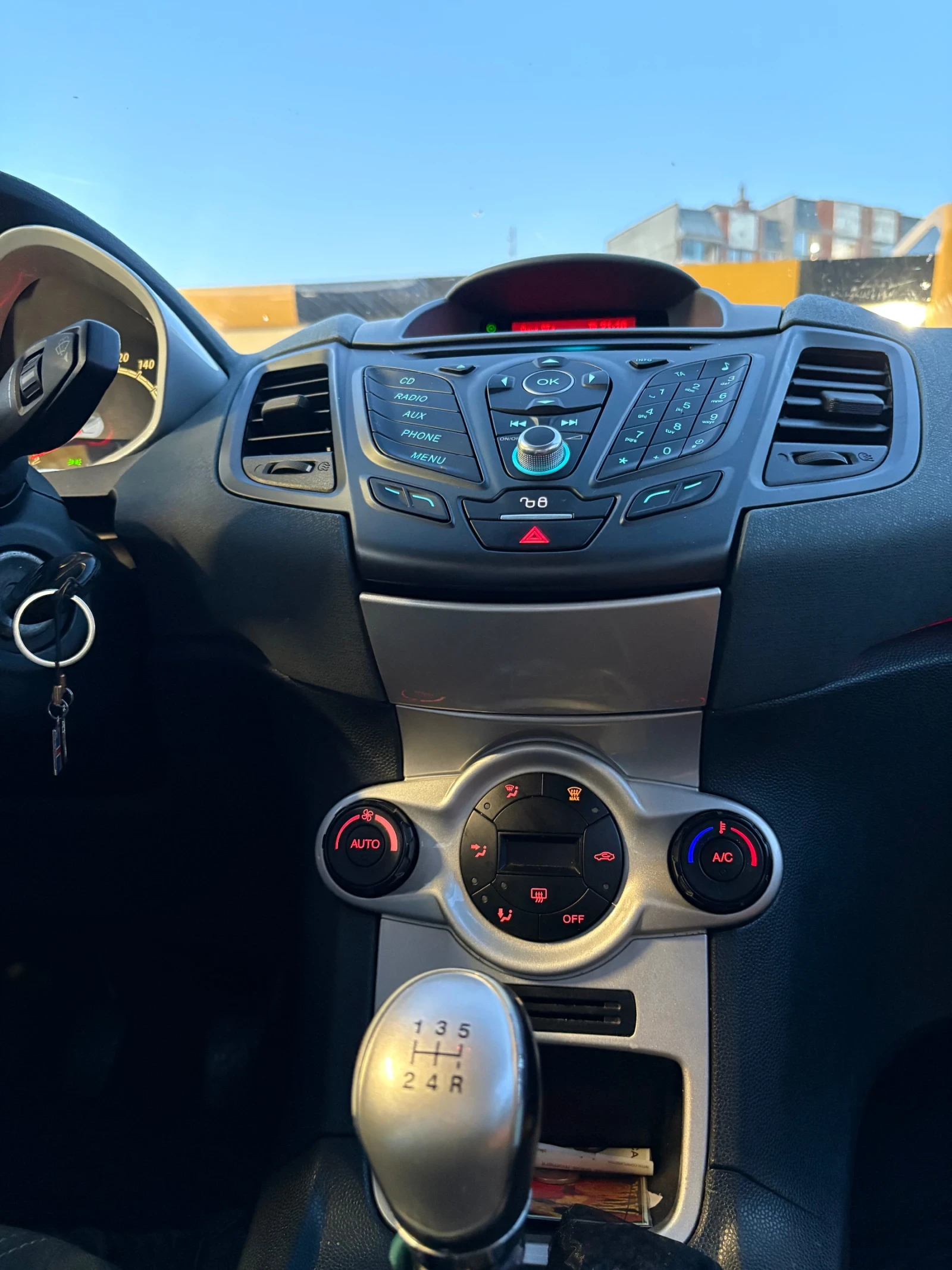 Ford Fiesta, снимка 16 - Автомобили и джипове - 55878735