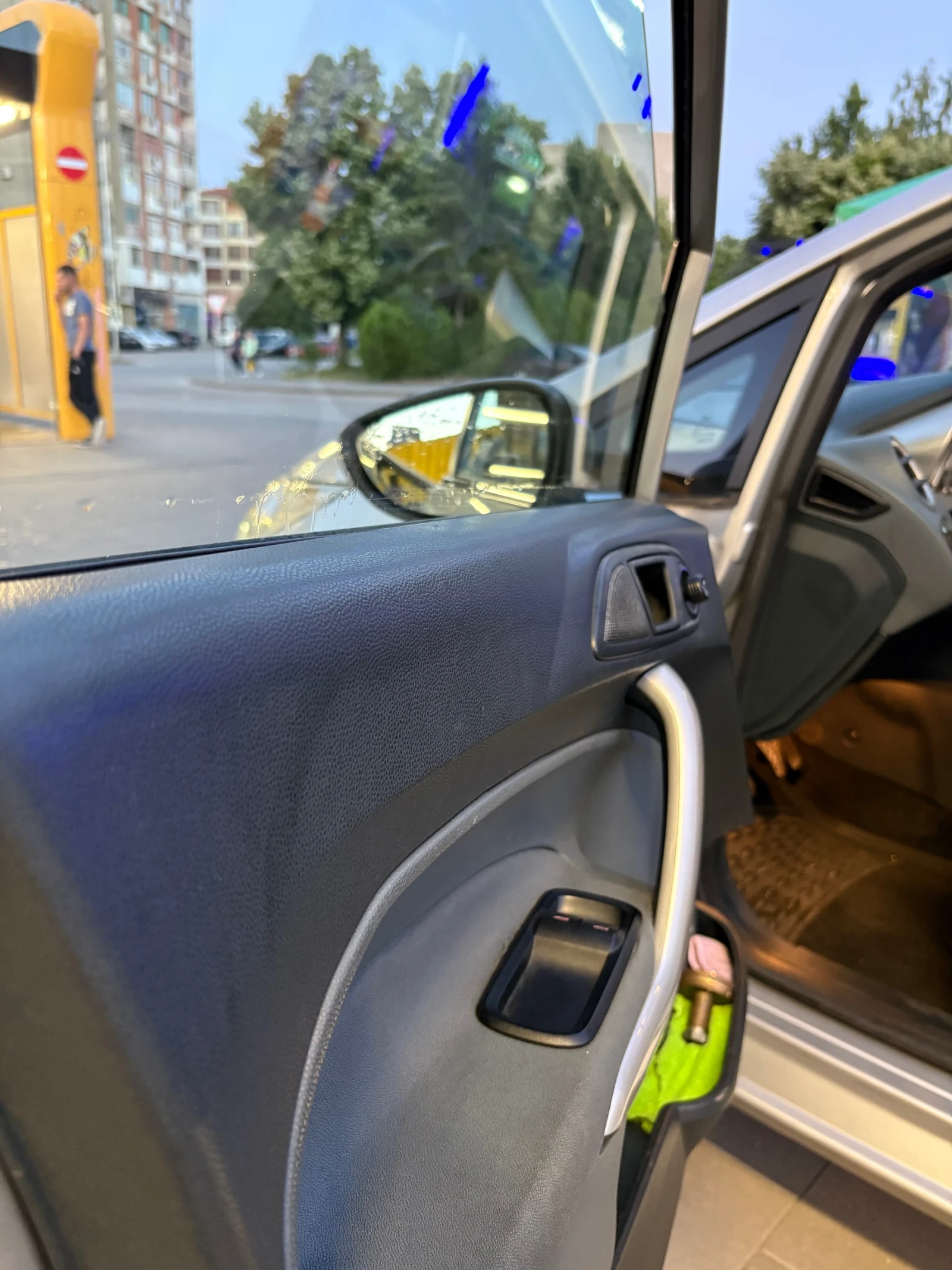 Ford Fiesta, снимка 14 - Автомобили и джипове - 55878735