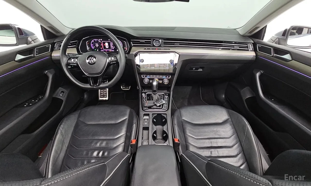 VW Arteon  R LIINE 4Motion / СЕРТИФИКАТ ЗА ОТЛИЧНО КАЧЕСТВО , снимка 7 - Автомобили и джипове - 55924767