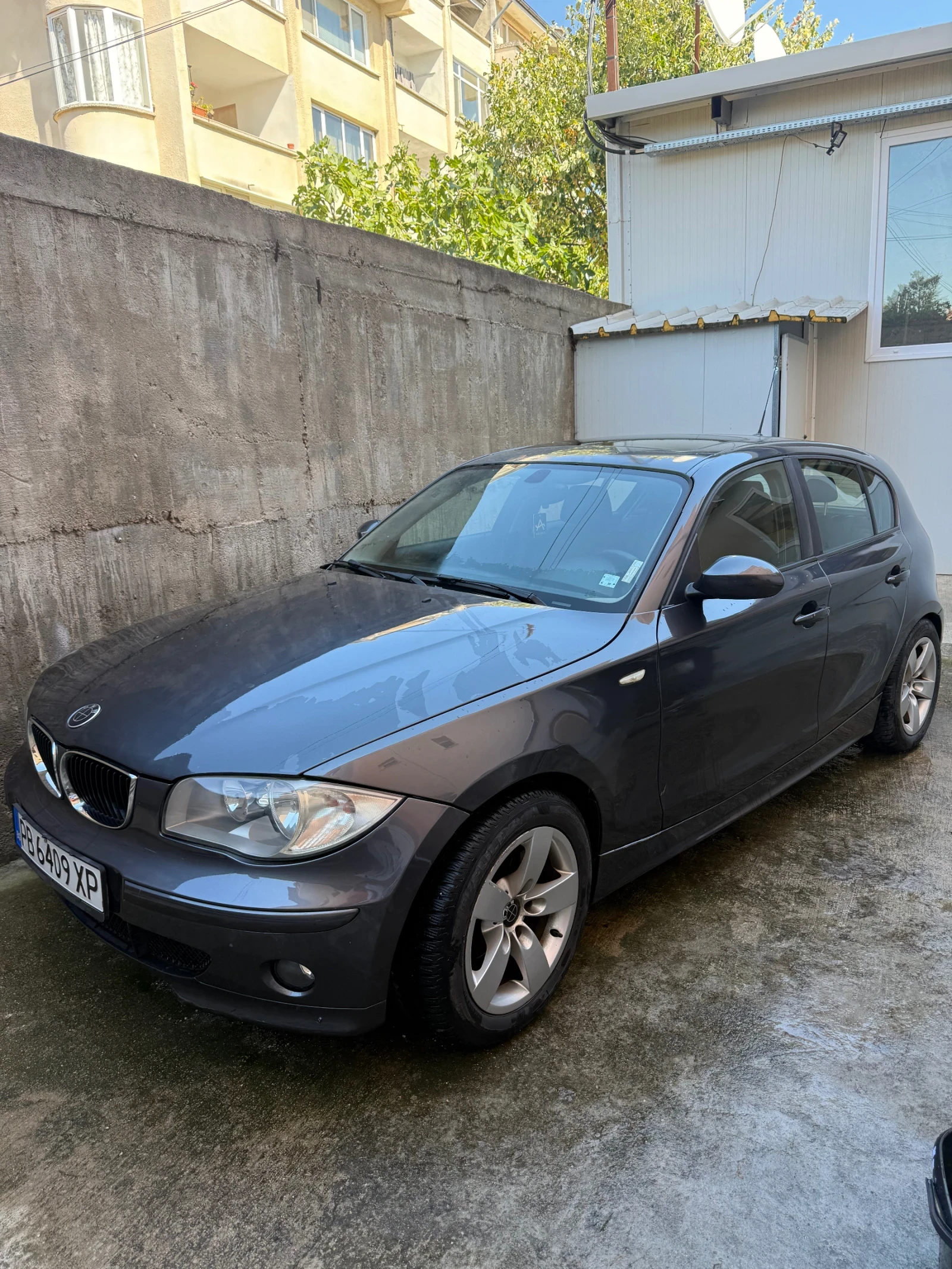BMW 120, снимка 2 - Автомобили и джипове - 55990092