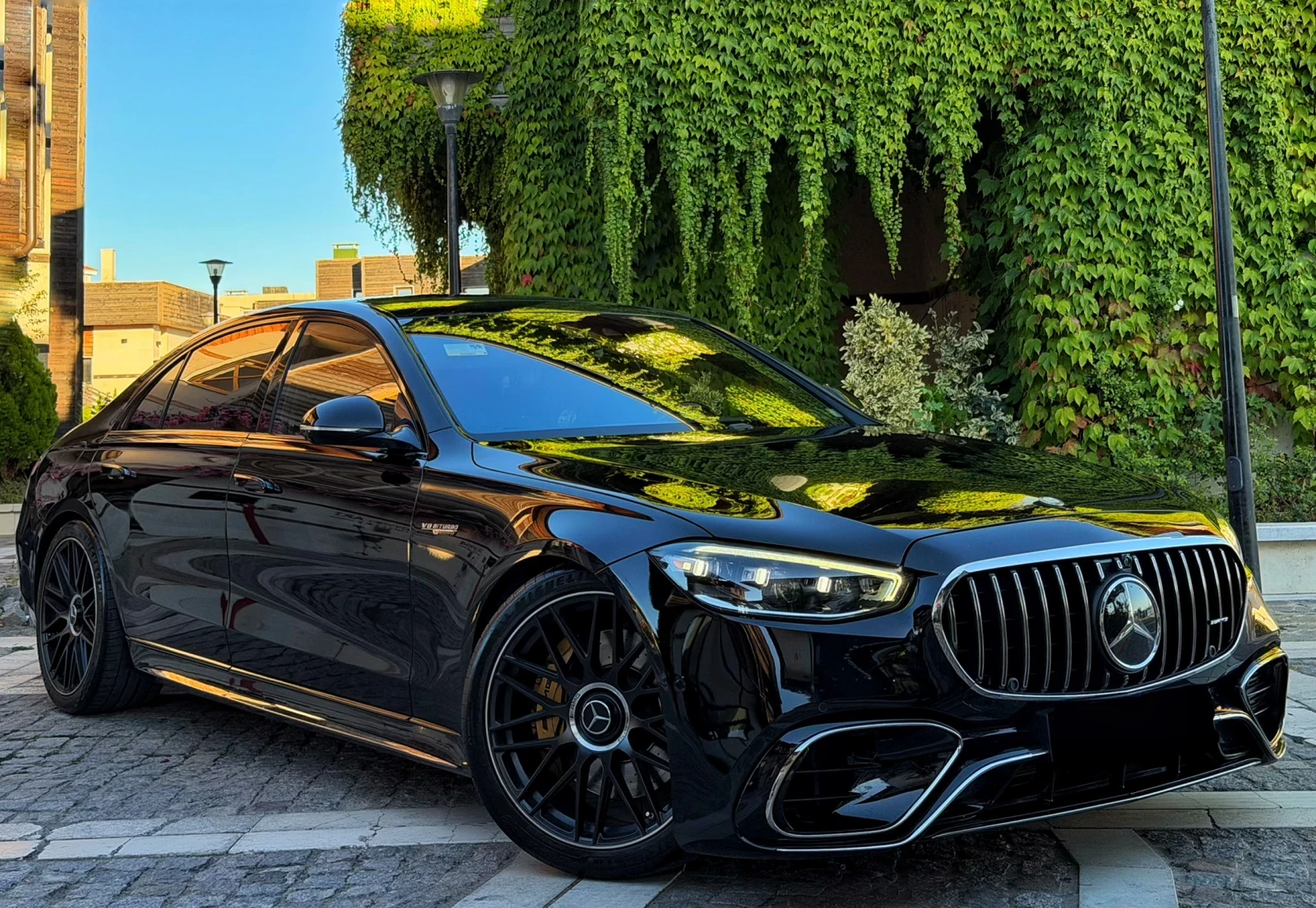 Mercedes-Benz S 580 L S63AMG E-Performance 4MATIC, снимка 2 - Автомобили и джипове - 56002937