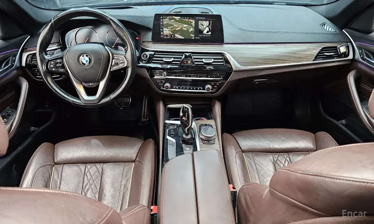 BMW 520 d * xDrive * M Sport Package Plus * Обдухване * , снимка 7 - Автомобили и джипове - 56185317