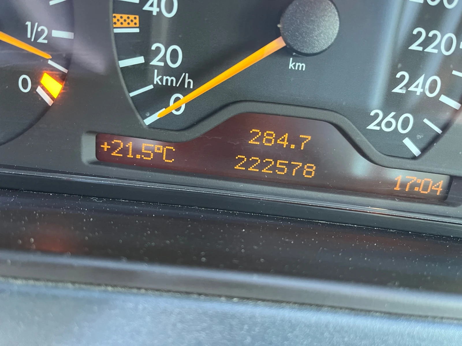 Mercedes-Benz E 250, снимка 6 - Автомобили и джипове - 56295785