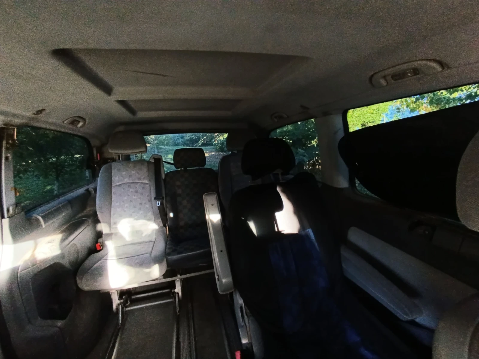 Mercedes-Benz Viano 220, снимка 6 - Автомобили и джипове - 56347895