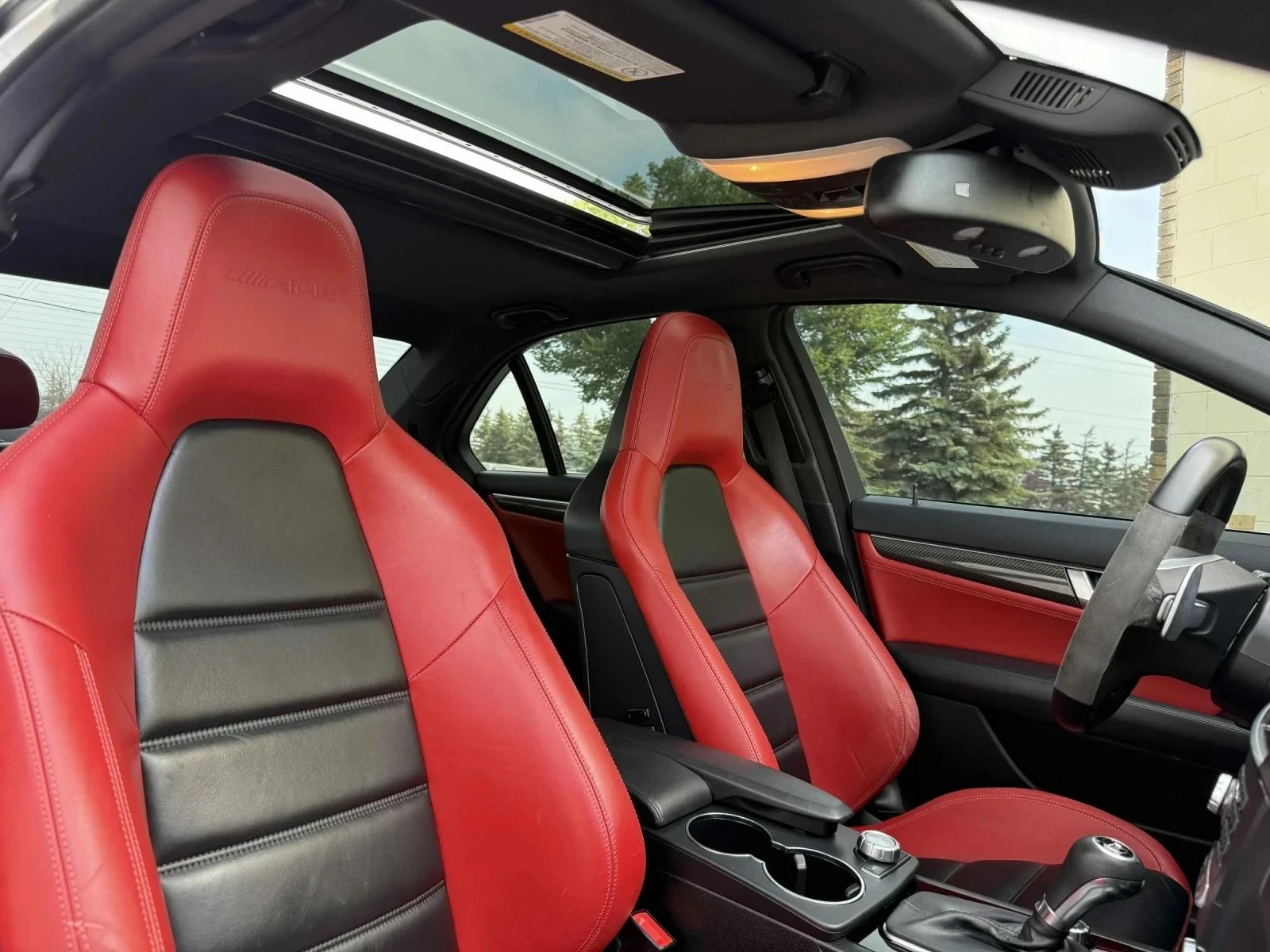 Mercedes-Benz C 63 AMG * Back cam* �������* Keyless* 2�����* �������*  | Mobile.bg � ����������� 13