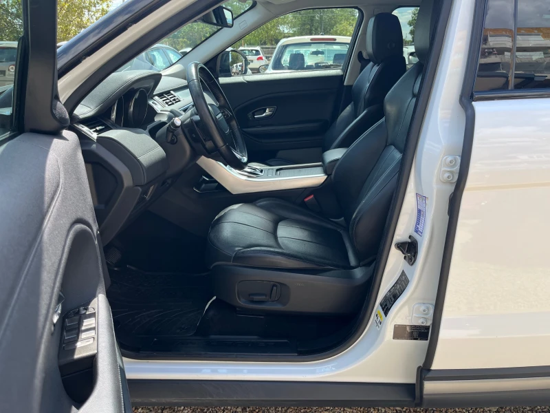 Land Rover Range Rover Evoque 2.0 D КАТО НОВ-ТОП, снимка 9 - Автомобили и джипове - 51498906