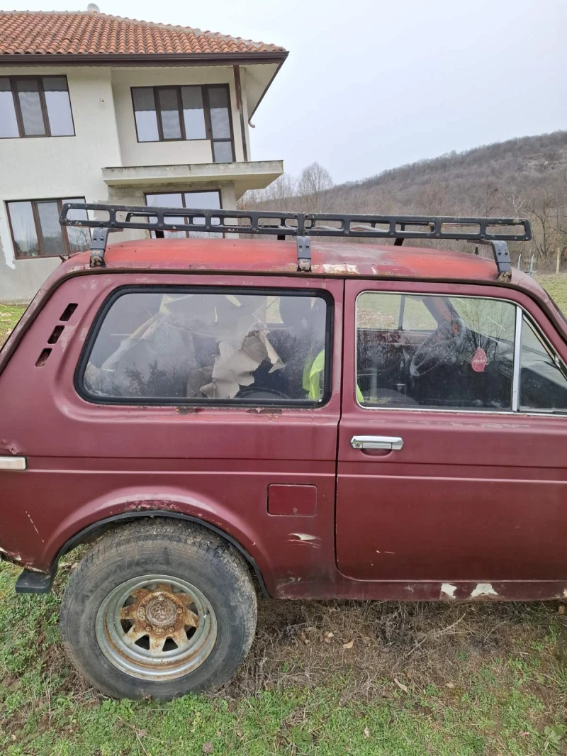 Lada Niva, снимка 11 - Автомобили и джипове - 53498838