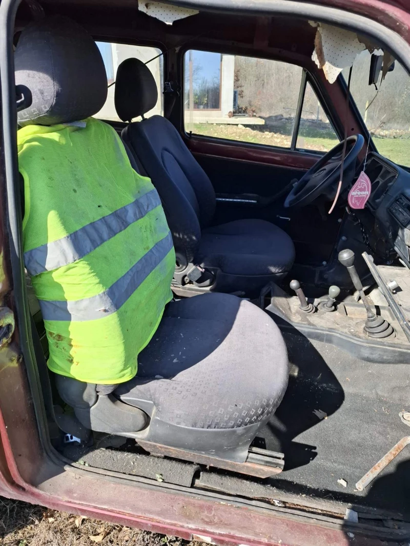 Lada Niva, снимка 14 - Автомобили и джипове - 53498838