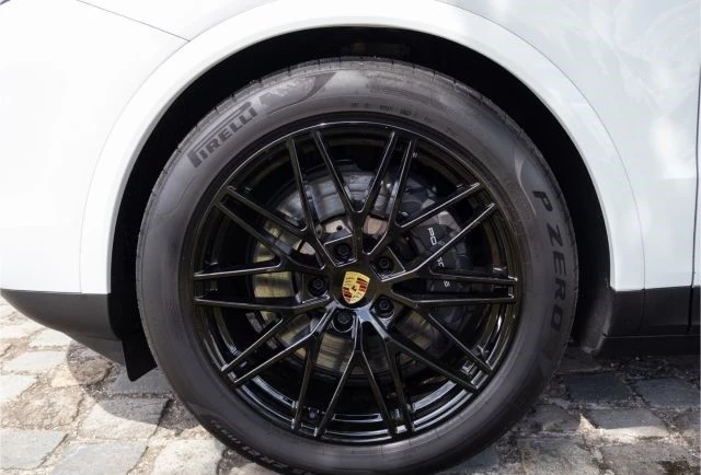 Porsche Cayenne E-HYBRID/ FACELIFT/ LIFT/ PANO/ BOSE/ MATRIX/ 360/ - изображение 6