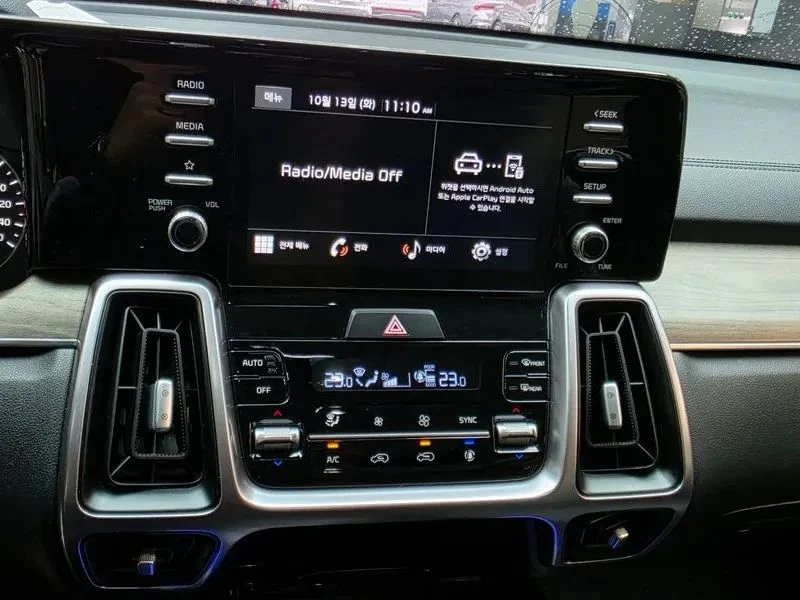 Kia Sorento, снимка 15 - Автомобили и джипове - 56731846